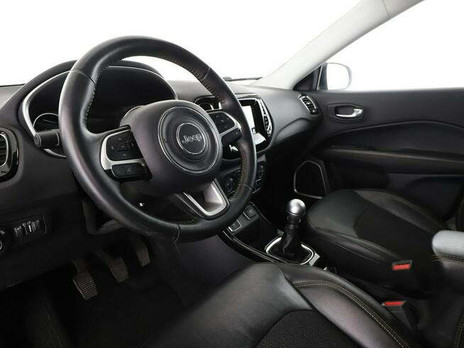 Jeep Compass klima auto grzane fotele czujniki parkowania skóra