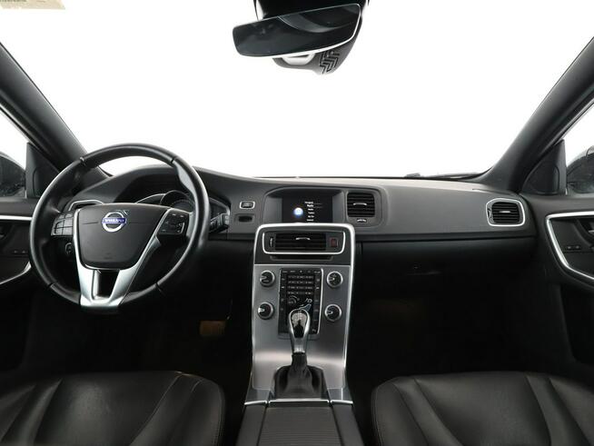 Volvo V60 Cross Country CrossCountry D3 automat skóra navi PDC hak tempomat