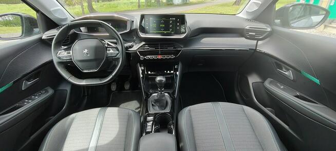 Peugeot 208 Super stan, bogata wersja.