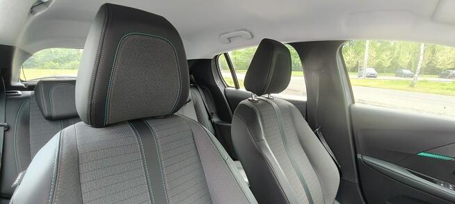 Peugeot 208 Super stan, bogata wersja.