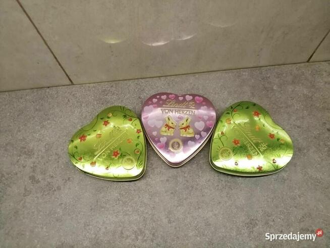 Puszka metalowa serce Lindt 3 szt