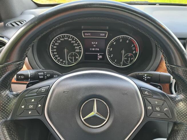 Mercedes-Benz B 250 Benzyna Automat Skóry Pakiet AMG