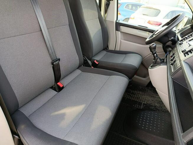 Volkswagen Transporter 9osób fv23