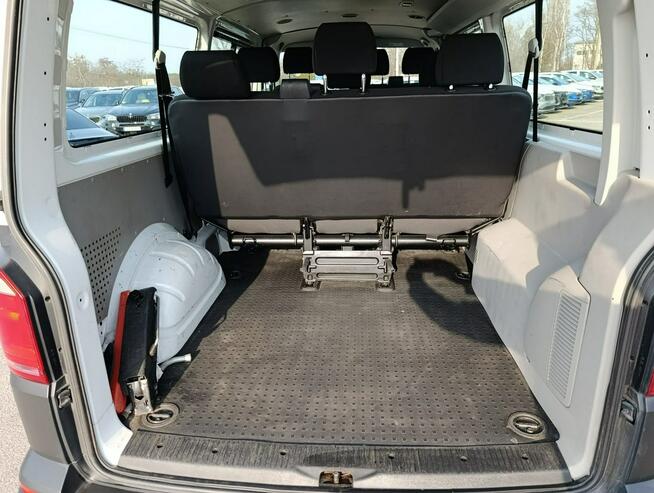 Volkswagen Transporter 9osób fv23