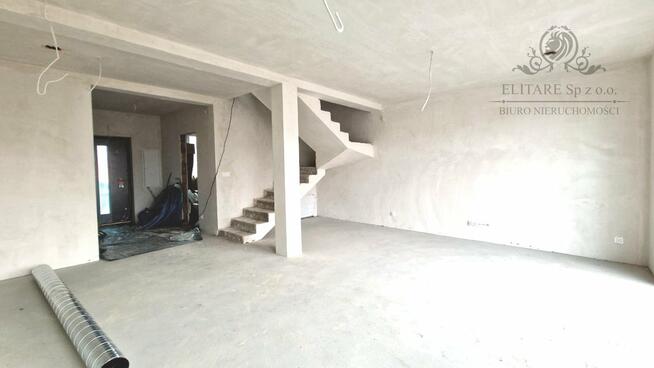 DOM szereg środkowy 102,50m2 z działką 148m2m2, Iwiny Siechnice