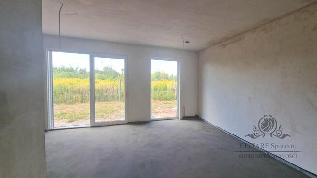 DOM szereg środkowy 102,50m2 z działką 148m2m2, Iwiny Siechnice