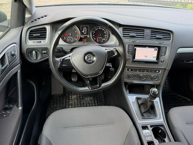 Volkswagen Golf * Bogata Wersja * Navi *Grzane fotele* Bardzo Zadbany * Oszczędny