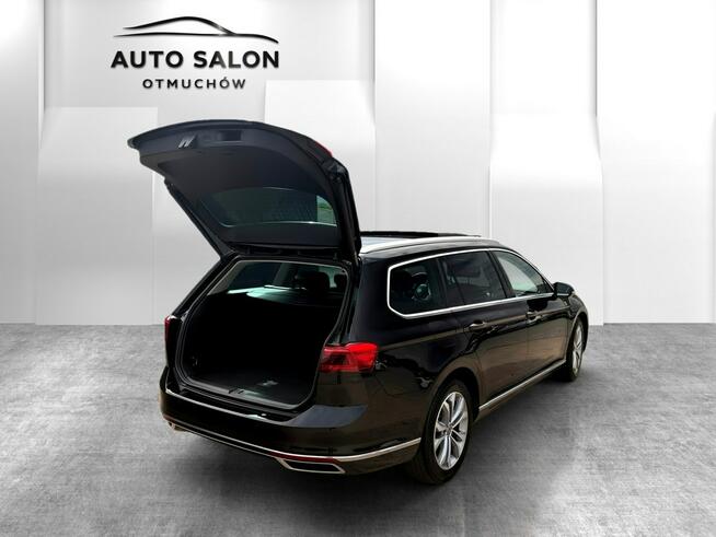 Volkswagen Passat R-LINE wentylacja SKÓRA panorama ACC grzane fotele masaze kamera 4X4