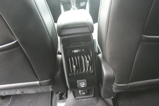 Jeep Compass 2024r. LIMITED 2,0 TURBO 200Km benzyna ALUFELGI 18" 15737KM Nowe