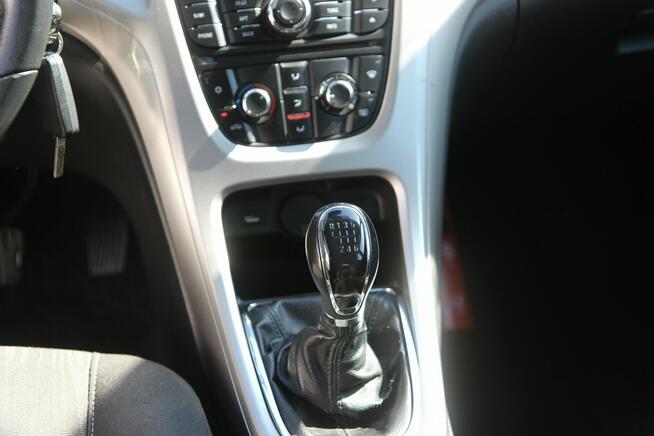 Opel Astra 2011r. 1,7 diesel CHIP 150KM kombi ZAREJESTROWANY 2 kluczyki Książka