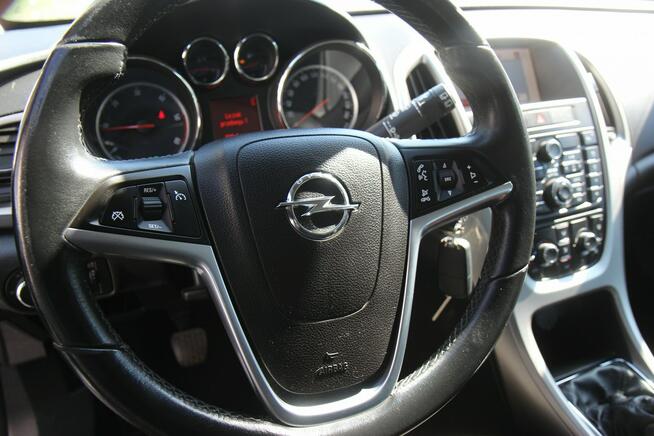 Opel Astra 2011r. 1,7 diesel CHIP 150KM kombi ZAREJESTROWANY 2 kluczyki Książka