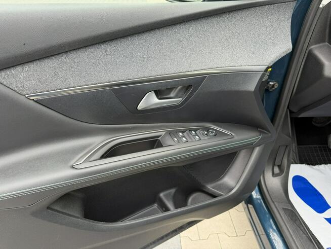 Peugeot 3008 1.5 / 131KM LIFT Automat FULL LED Nawigacja Kamera Półskóra