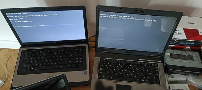 Zestaw starej elektroniki
