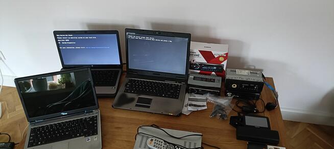 Zestaw starej elektroniki