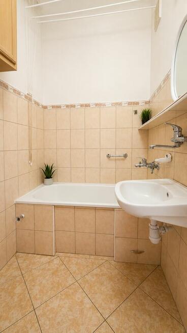 Świetny układ 2 pokoje 39 m2 jasna kuchnia balkon niski blok