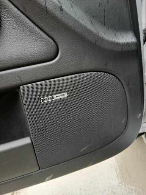 Kratka maskownica głośnika Bose Audi A4 B6 B7 przód lewy