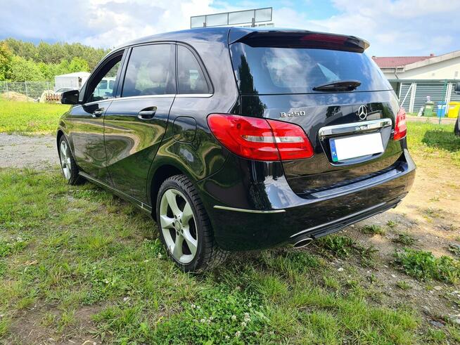 Mercedes-Benz B 250 Benzyna Automat Skóry Pakiet AMG