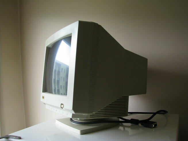Monitor do komputera CRT Microspot 14cali 1995r Retro Gaming
