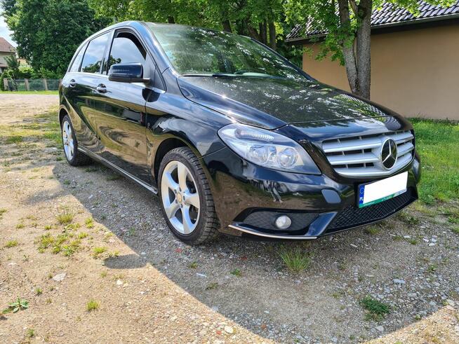 Mercedes-Benz B 250 Benzyna Automat Skóry Pakiet AMG