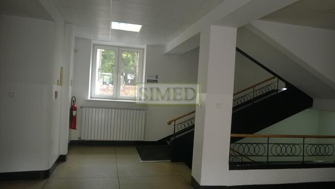 Ciche,widne,duże okna,recepcja,dostęp24h pofabryce