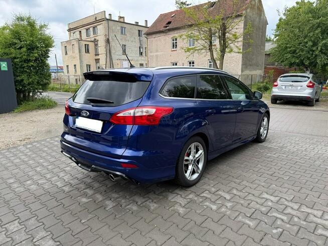 Ford Focus 2,0-163KM Bogate Wyposażenie Model 2015