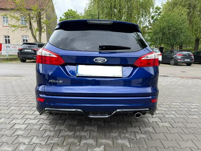 Ford Focus 2,0-163KM Bogate Wyposażenie Model 2015