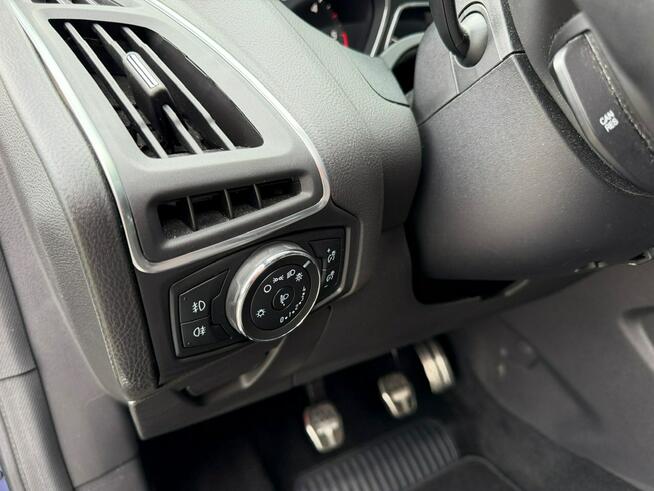 Ford Focus 2,0-163KM Bogate Wyposażenie Model 2015