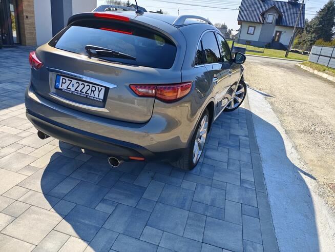 Infiniti FX 35 3.5b +gaz