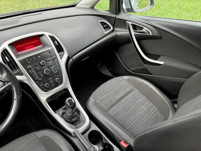 Opel Astra J 2014 - benzyna 1.6 MPI moc 115 KM tylko 124 km
