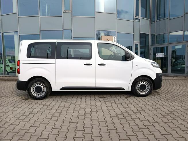 Opel Vivaro 1.5 120KM kombi 9 osób, serwis ASO, Faktura VAT23%