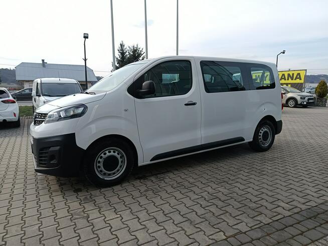 Opel Vivaro 1.5 120KM kombi 9 osób, serwis ASO, Faktura VAT23%