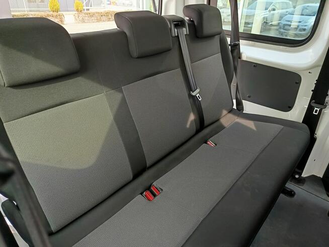 Opel Vivaro 1.5 120KM kombi 9 osób, serwis ASO, Faktura VAT23%