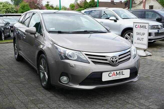 Toyota Avensis polski salon, atrakcyjny przebieg