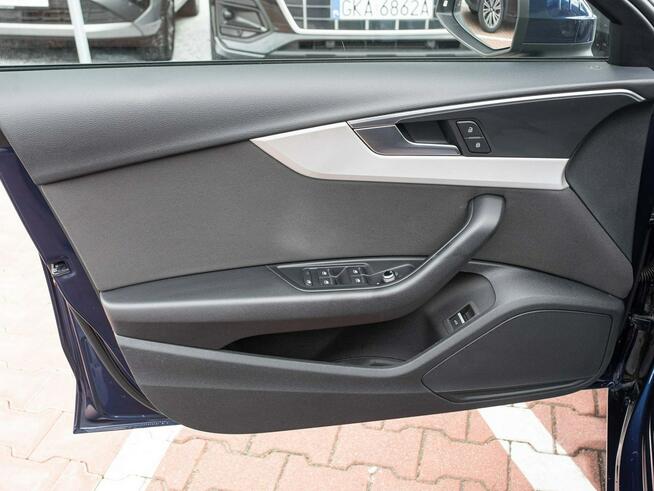Audi A4 DW8UT57#35 TDI mHEV S tronic Podgrz.f Ambient Salon PL VAT23%