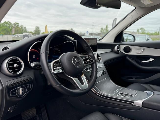 Mercedes GLC300, 2022
