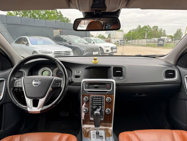 Volvo V60, 2011
