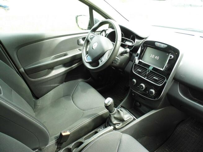 Renault Clio salon polska Navigacja