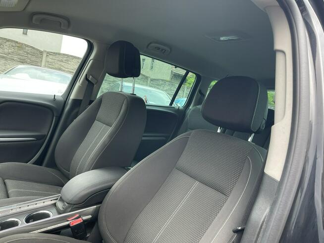 Opel Zafira Automat HAK Klimatronik Podgrzewanie Kamera 7 osobowy
