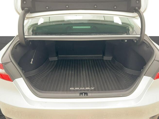 Toyota Camry 2.5 Hybrid Prestige CVT