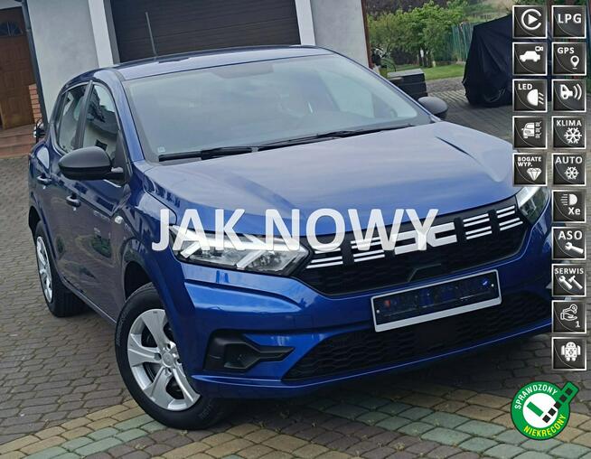 Dacia Sandero sprzedam ładną DACIE SANDER NOWY SAMOCHÓD  B+GAZ SAMOCHOD NA GWARANCJI