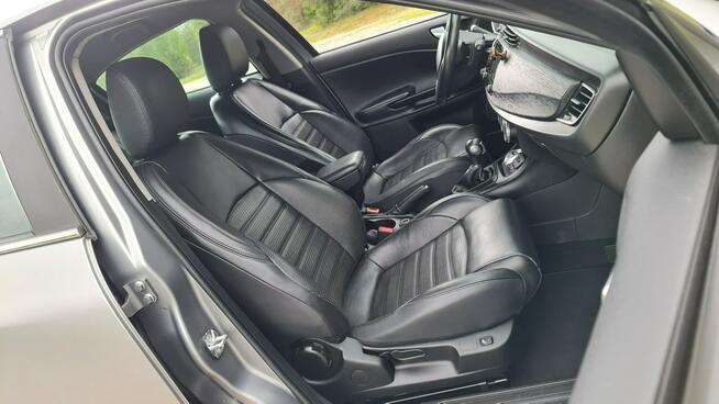 Alfa Romeo Giulietta 1.6 JTDm # Automat # Navi # DNA # Skóra # Matowy Lakier # Śliczna !!!