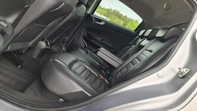 Alfa Romeo Giulietta 1.6 JTDm # Automat # Navi # DNA # Skóra # Matowy Lakier # Śliczna !!!