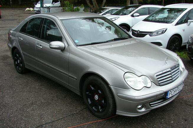 Mercedes C 220 2,2 CDI 136 KM