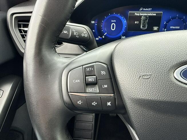 Ford Focus Titanium 1.0 EcoBoost mHEV 125 KM