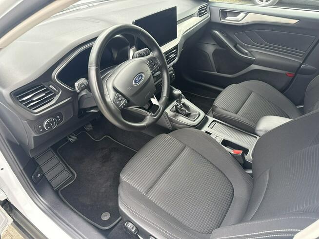 Ford Focus Titanium 1.0 EcoBoost mHEV 125 KM