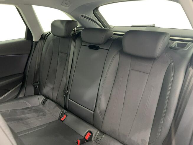 Audi A4 40 TFSI MHEV Quatrro S tronic