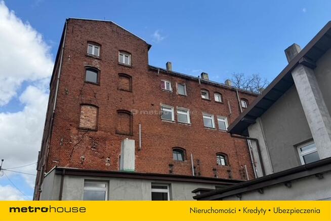 Wąbrzeźno działka 3838 m2 z kamienicą nad jeziorem
