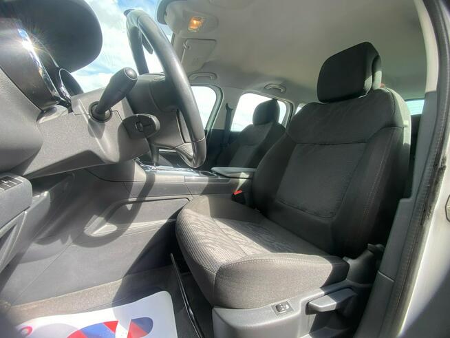 Peugeot 3008 1.6i automat 156KM 2 x Alu felgi 141 tys km stan perfect bezwypadkowy