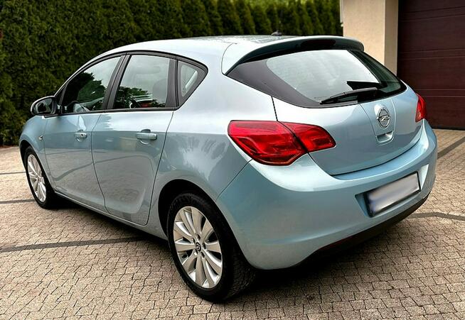 Opel Astra J 1.6i 115KM MPI 5Drzwi Bardzo Ładna Opłaty
