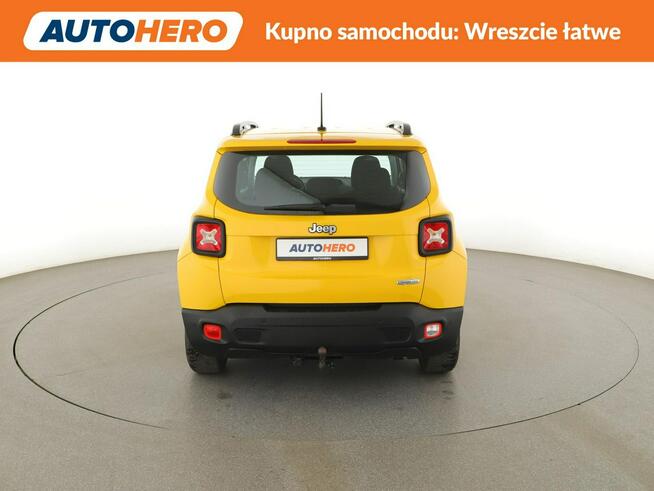 Jeep Renegade automat navi grzane fotele klima czujniki parkowania hak